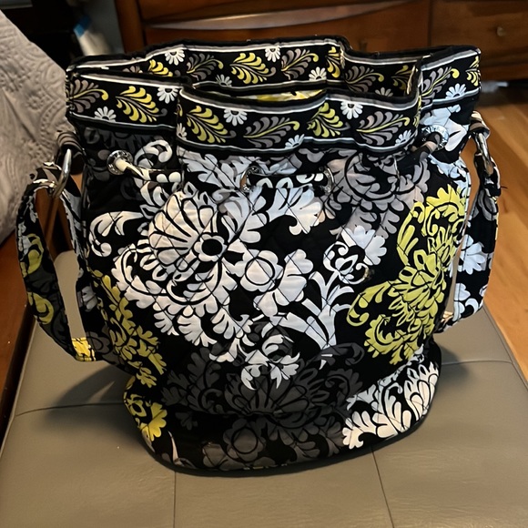 Vera Bradley purse. Baroque fabric. Bucket style. Looks brand new. - Picture 2 of 6